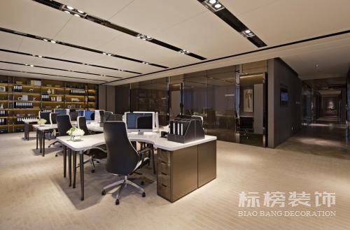 小黄片大全下载再次带你了解办公室装修如何使用地板